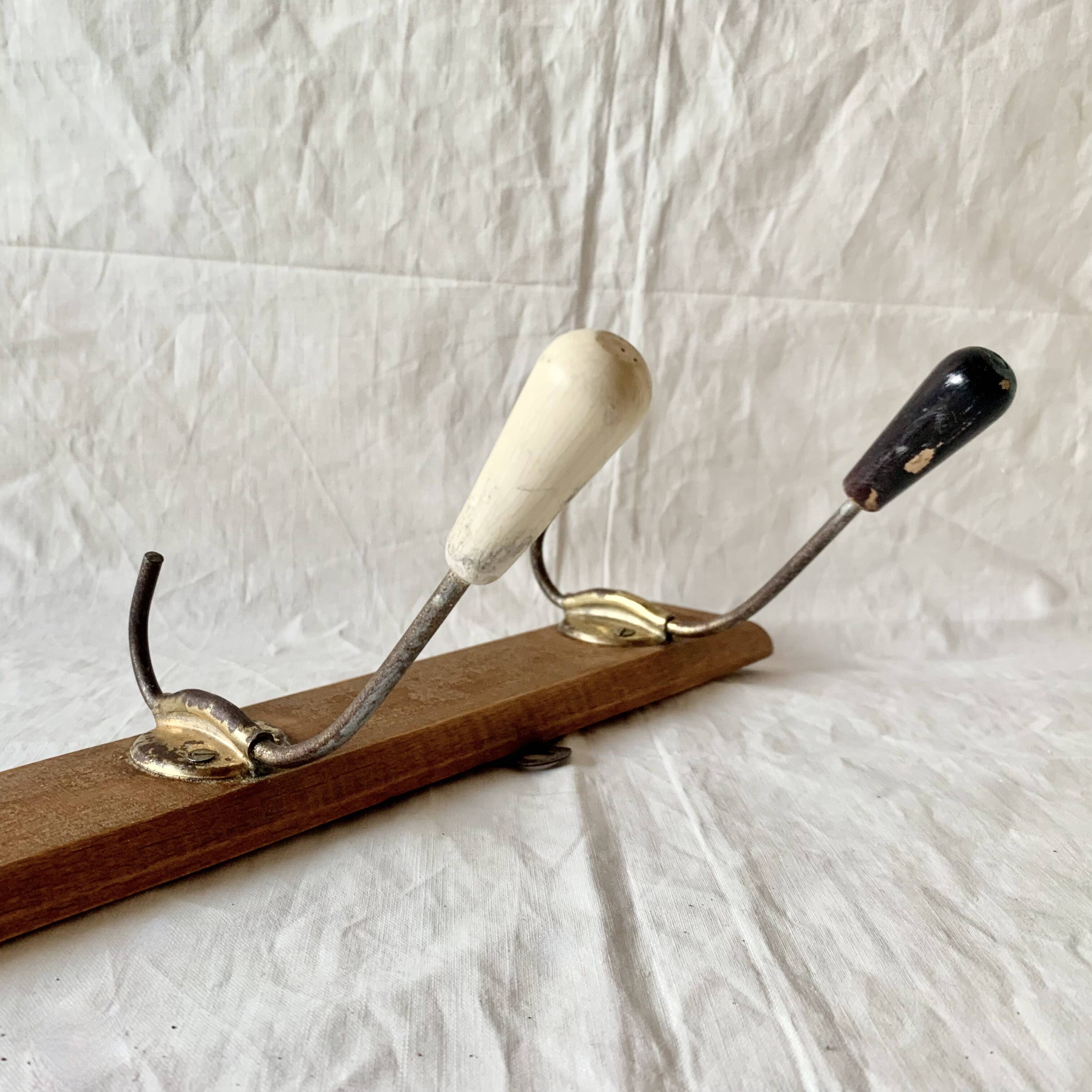 Vintage wooden wall coat rack - 4 hooks