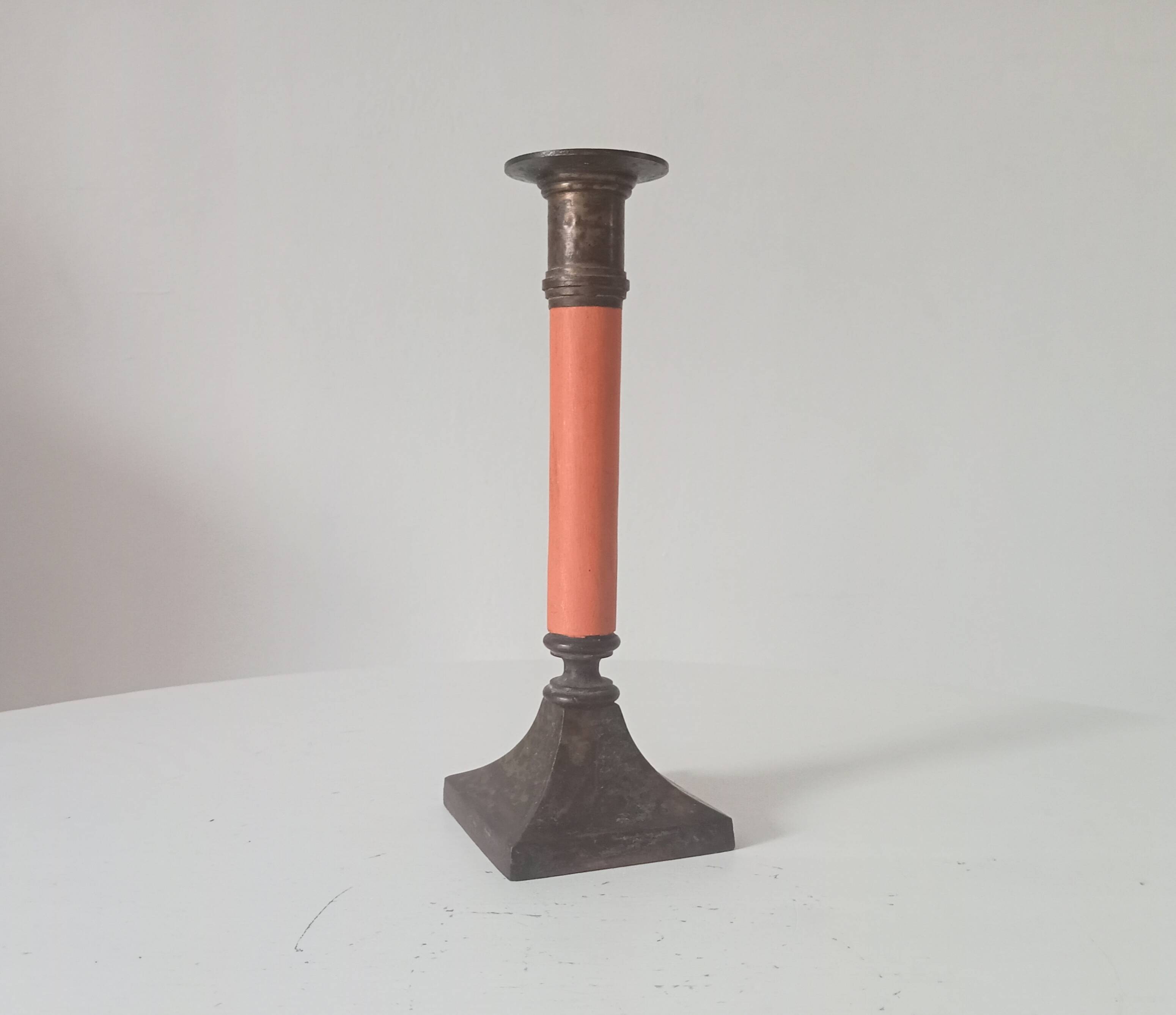 Vintage candlestick in solid gilded brass and orange wood.