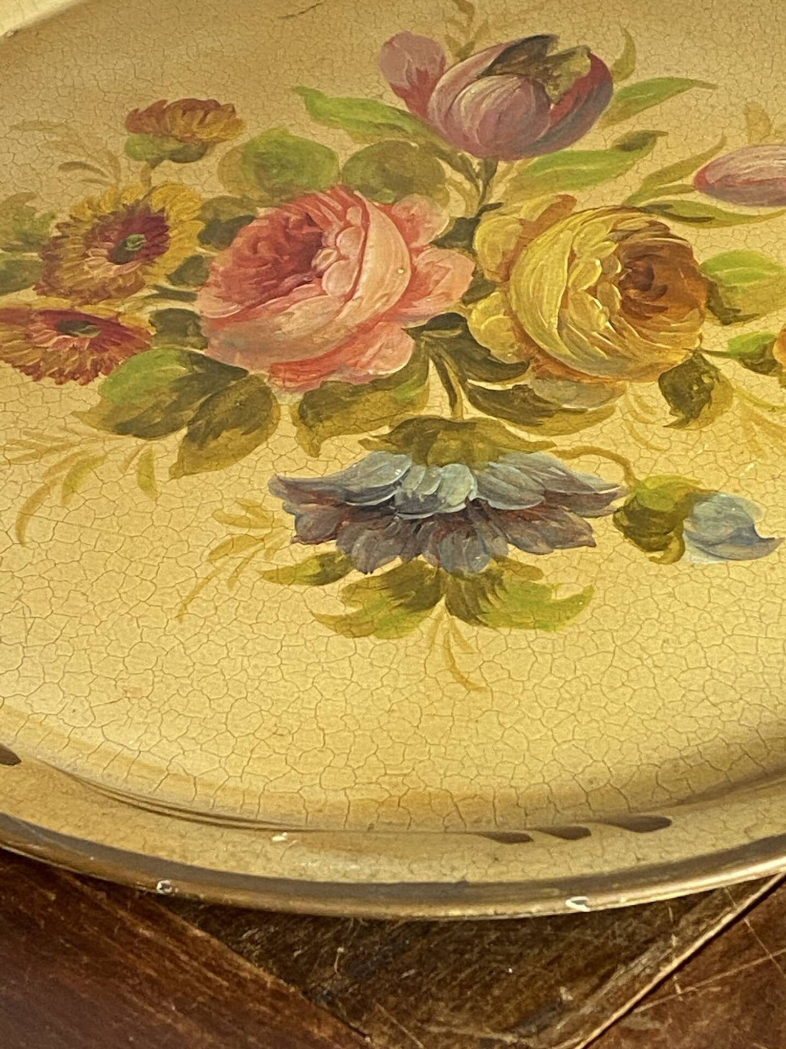 Round painted tin tray, Napoleon III