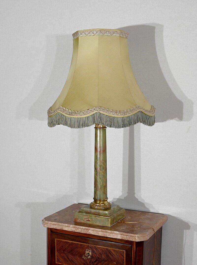 Green onyx column lamp, Empire taste – Early twentieth century