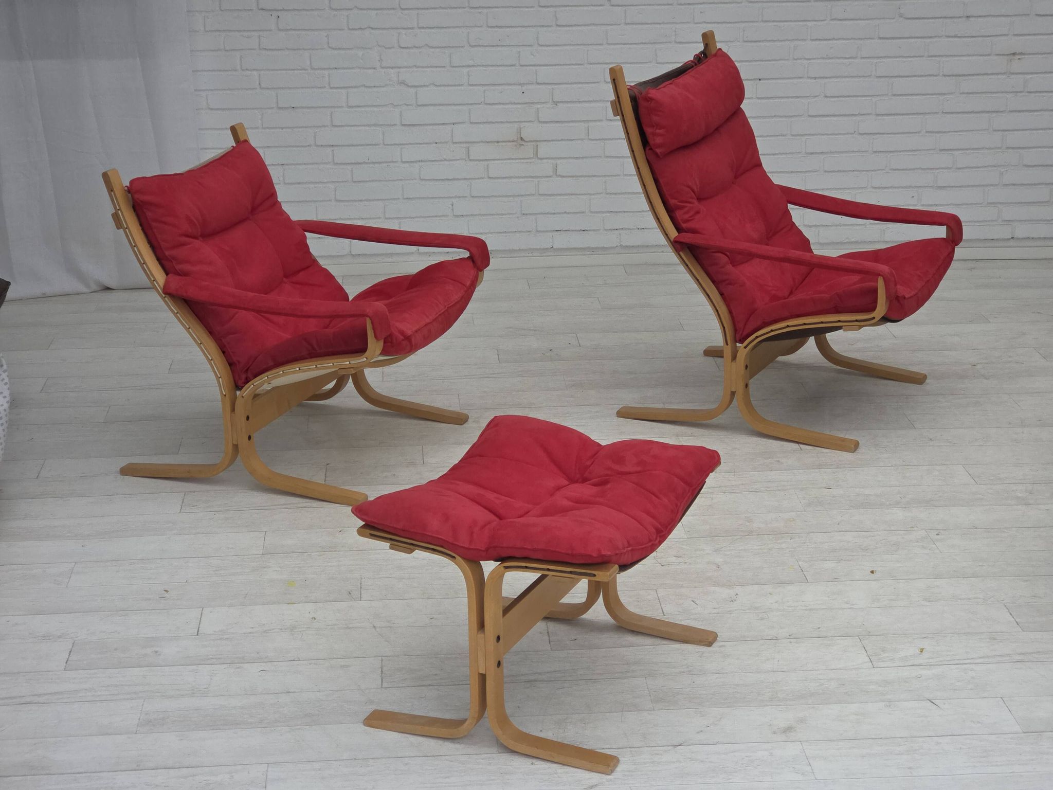 1970s, Norwegian design by Ingmar Relling, model "Siesta", set of 2 chairs.