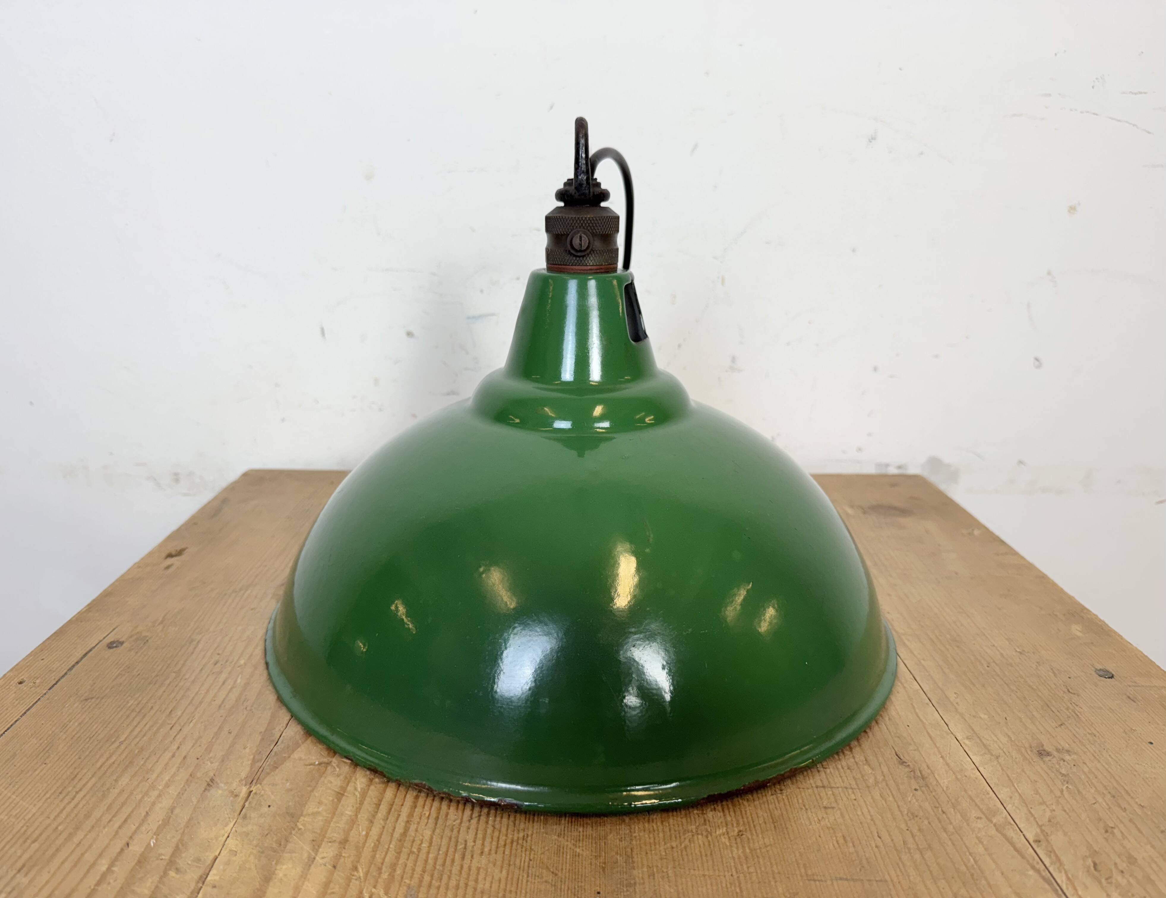 Industrial British Green Enamel Factory Pendant Lamp from Maxlume, 1960s