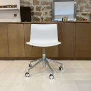 4 Cataifa 46 office chairs by Arper