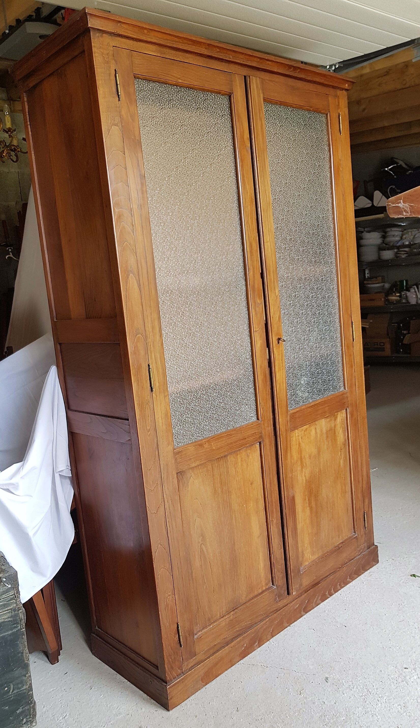 Cabinet old type pharmacy two wooden doors granitées