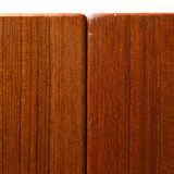 Scandinavian extending table