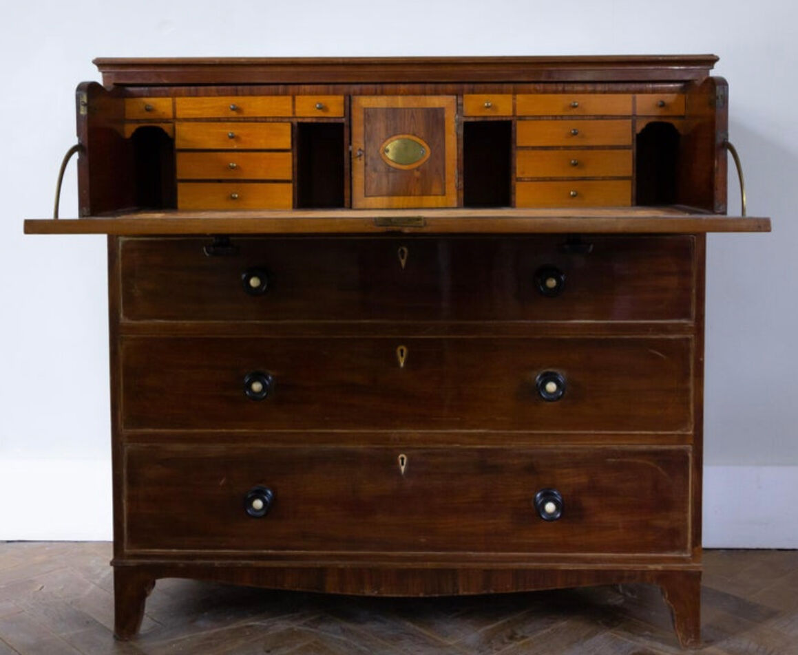 Commode georgian english secretary in mahogany, 1816
