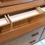 Chest of drawers with mirror in teak