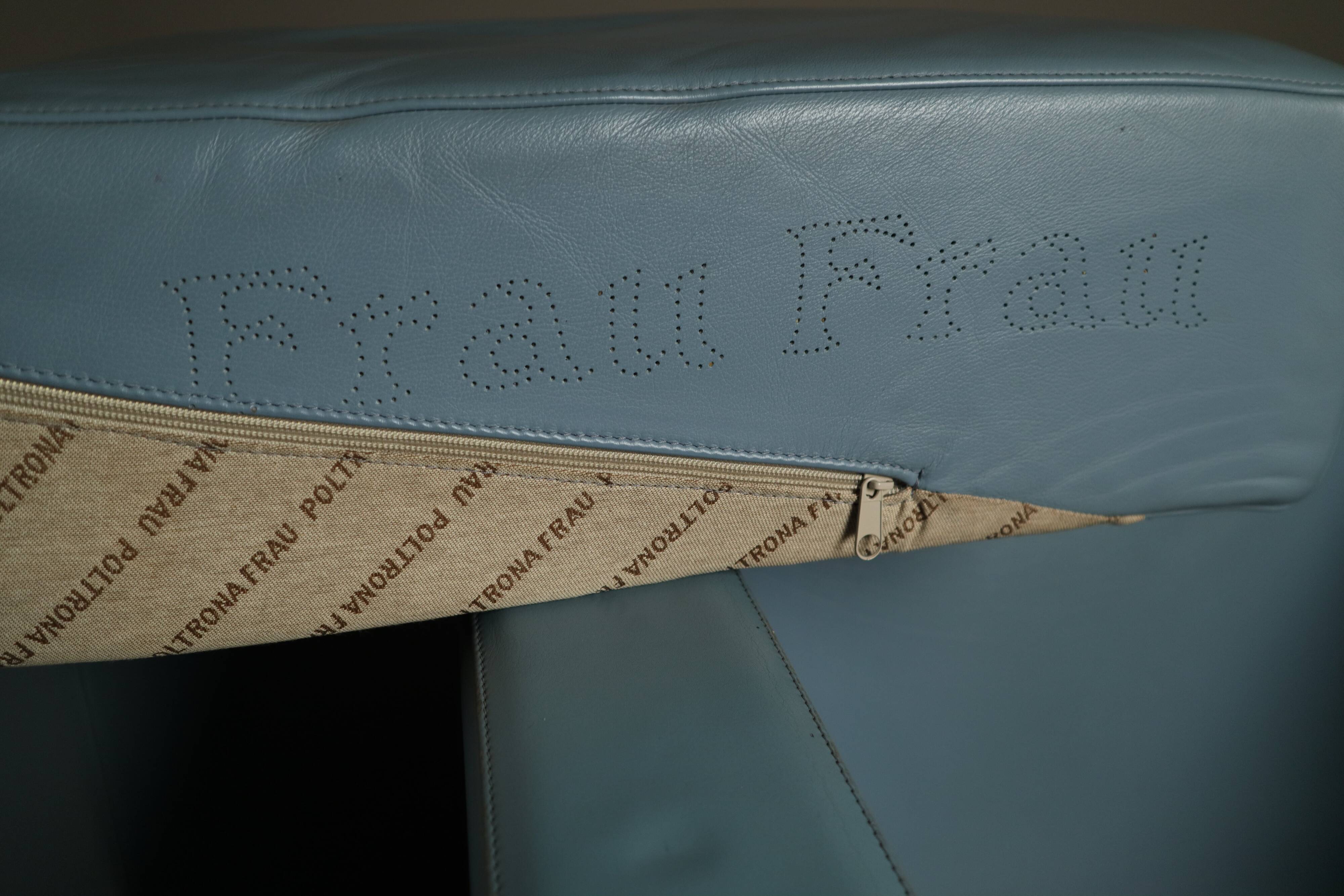 Paire de fauteuils « Moji » de Shigeru Uchida pour Poltrona Frau