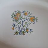 Gien earthenware dish with "Moustier à la Grenade" decoration