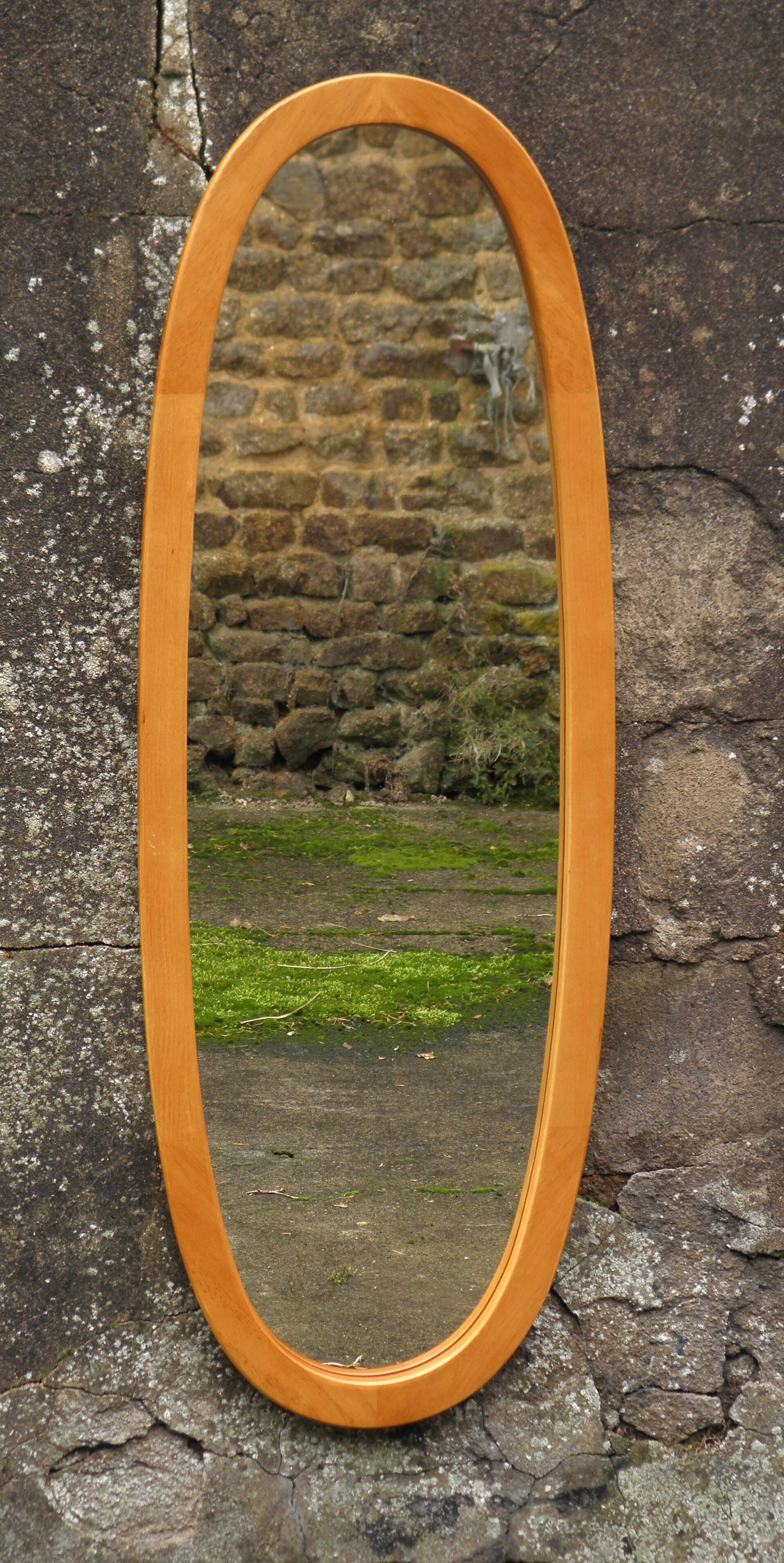 Oval wall mirror 118 x 42 cm