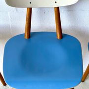 Chaises de salle à manger par TON