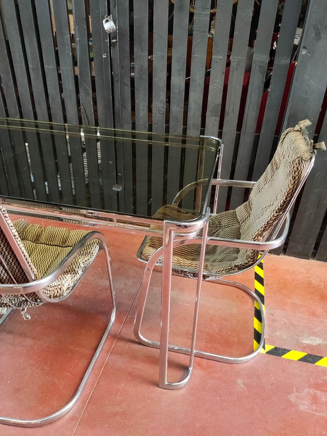 Vintage Italian table with tubular frame and smoked glass, 1970