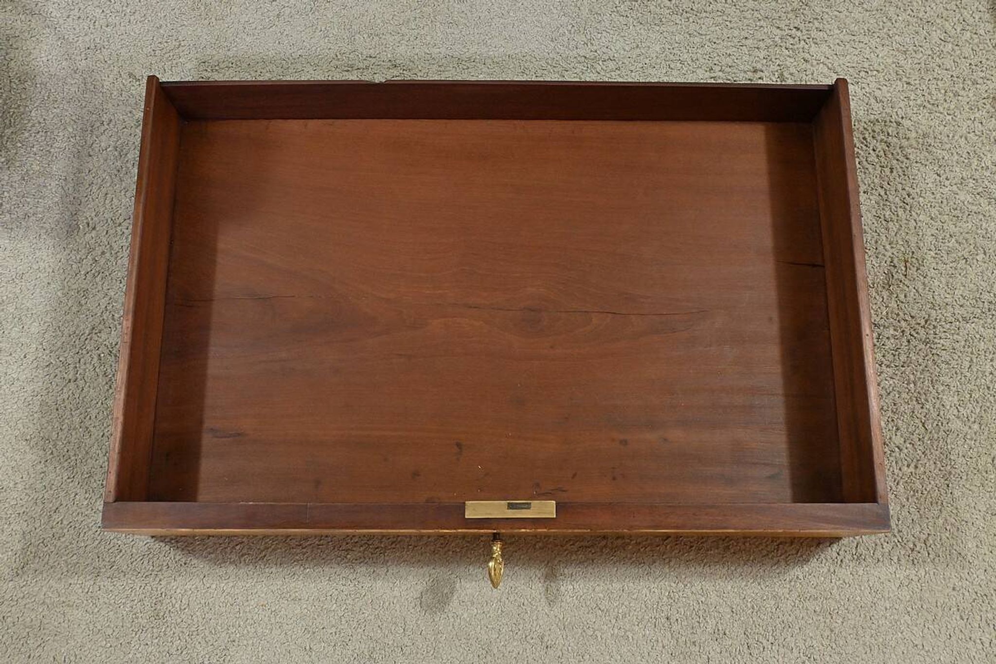 Dressing table in elm burl veneer, Empire period – Early 19th century