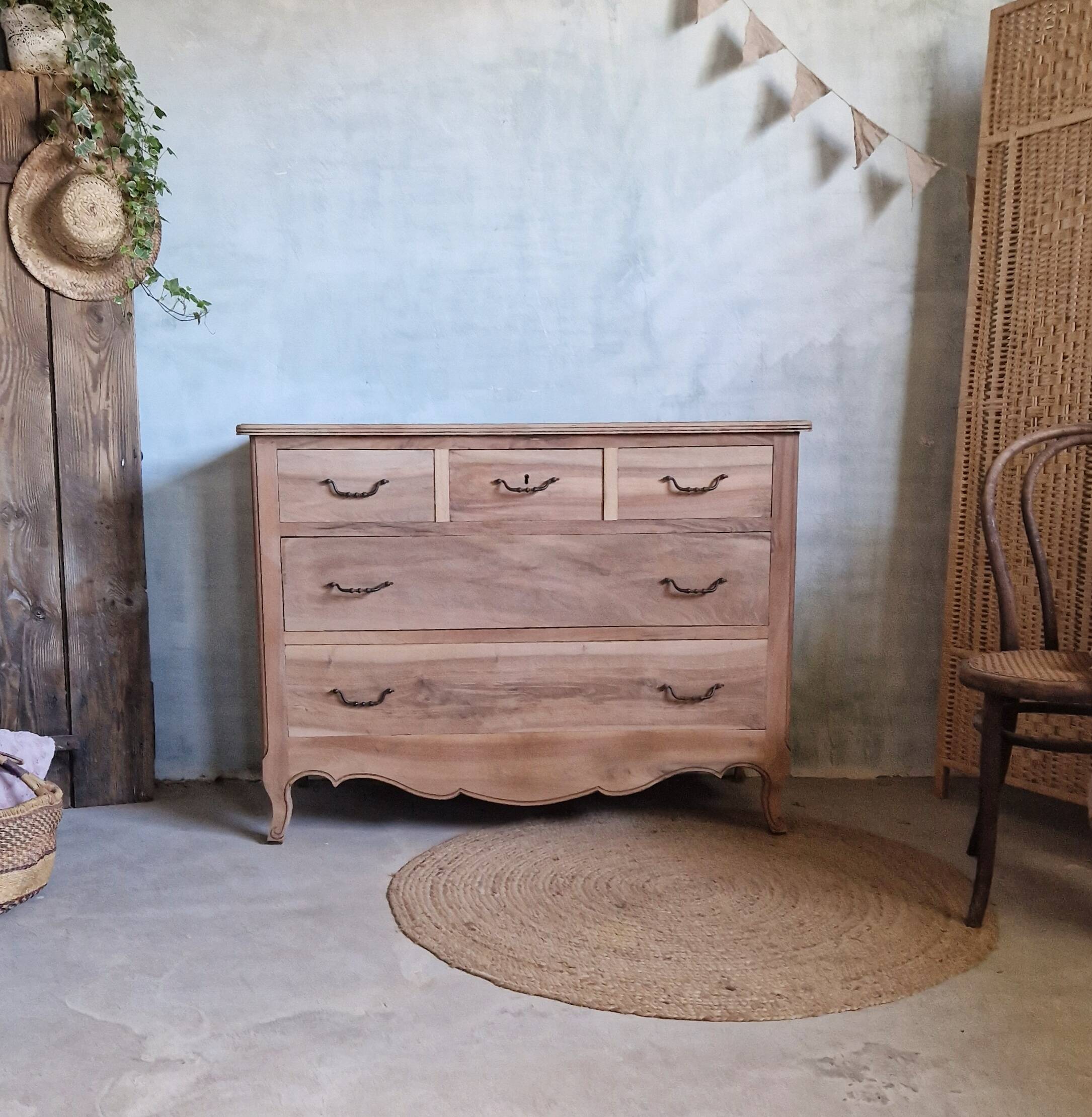Louis XV style chest of drawers