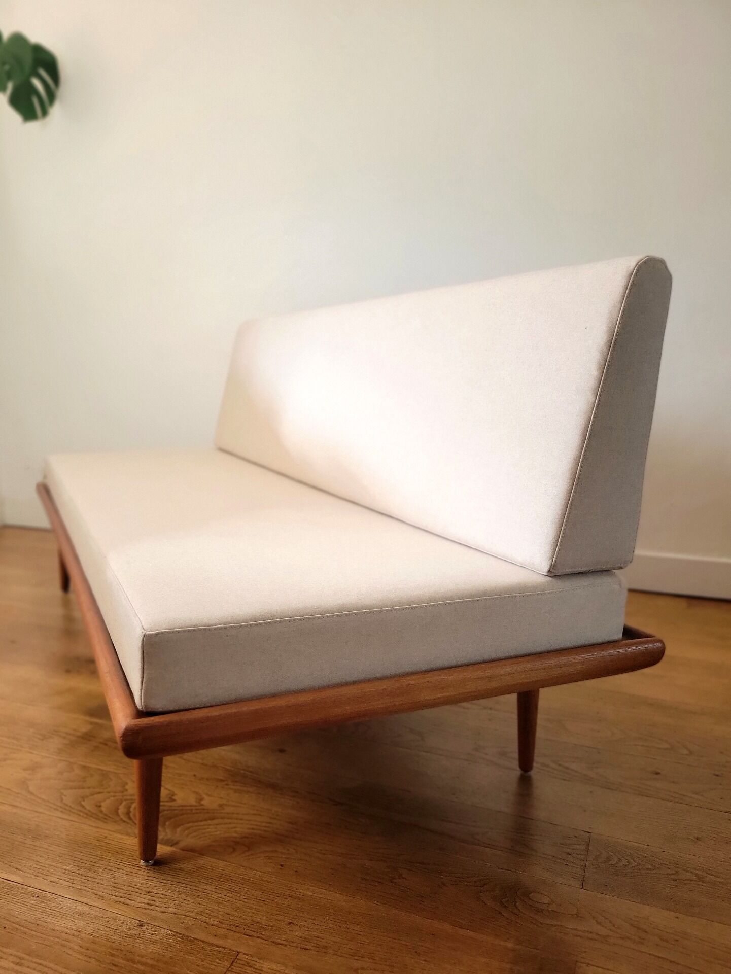 Vintage Danish sofa, Minerva model by Peter Hvidt & Orla Molgaard-Nielsen