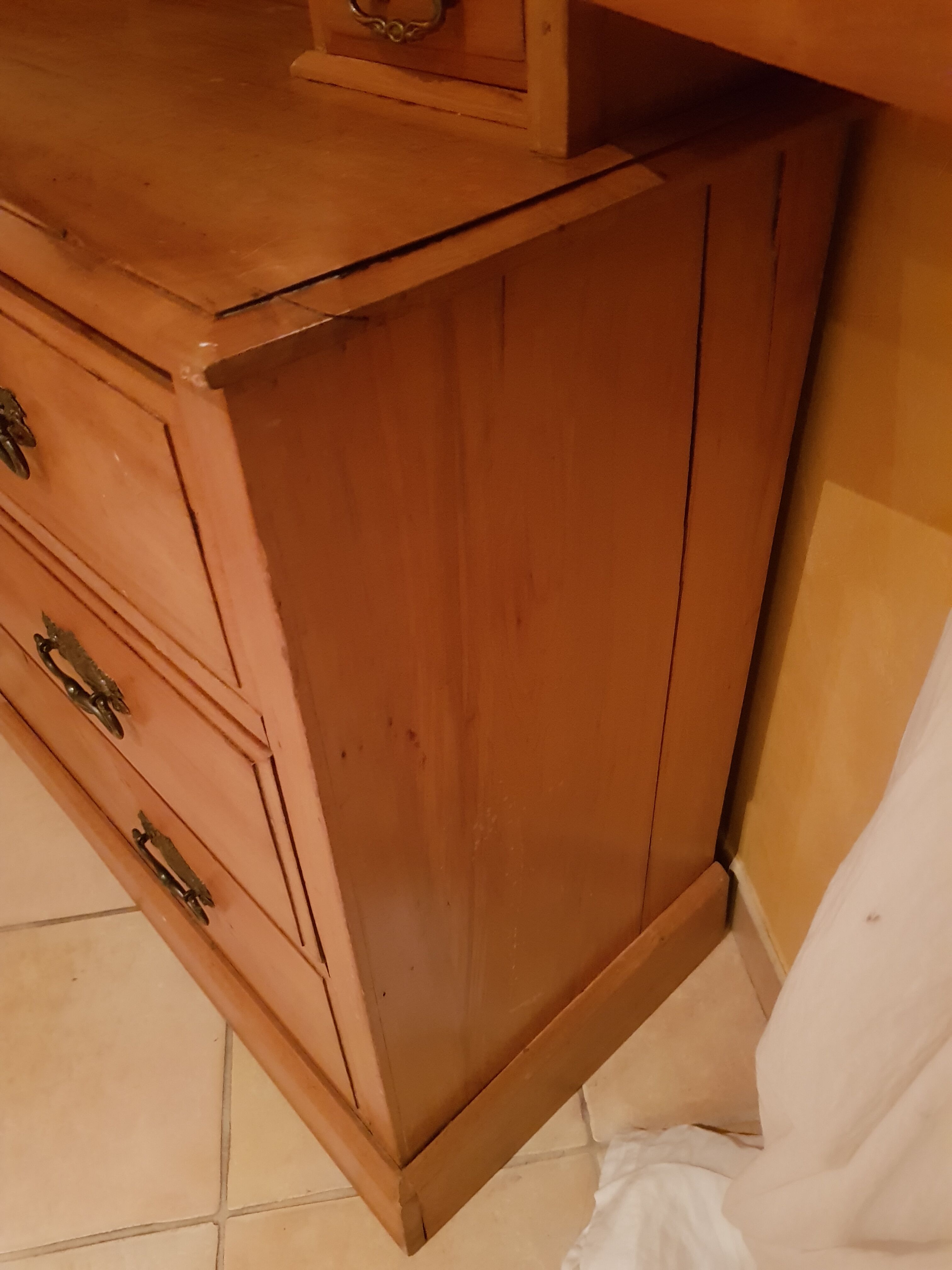 Dresser and his pitchpin triptych