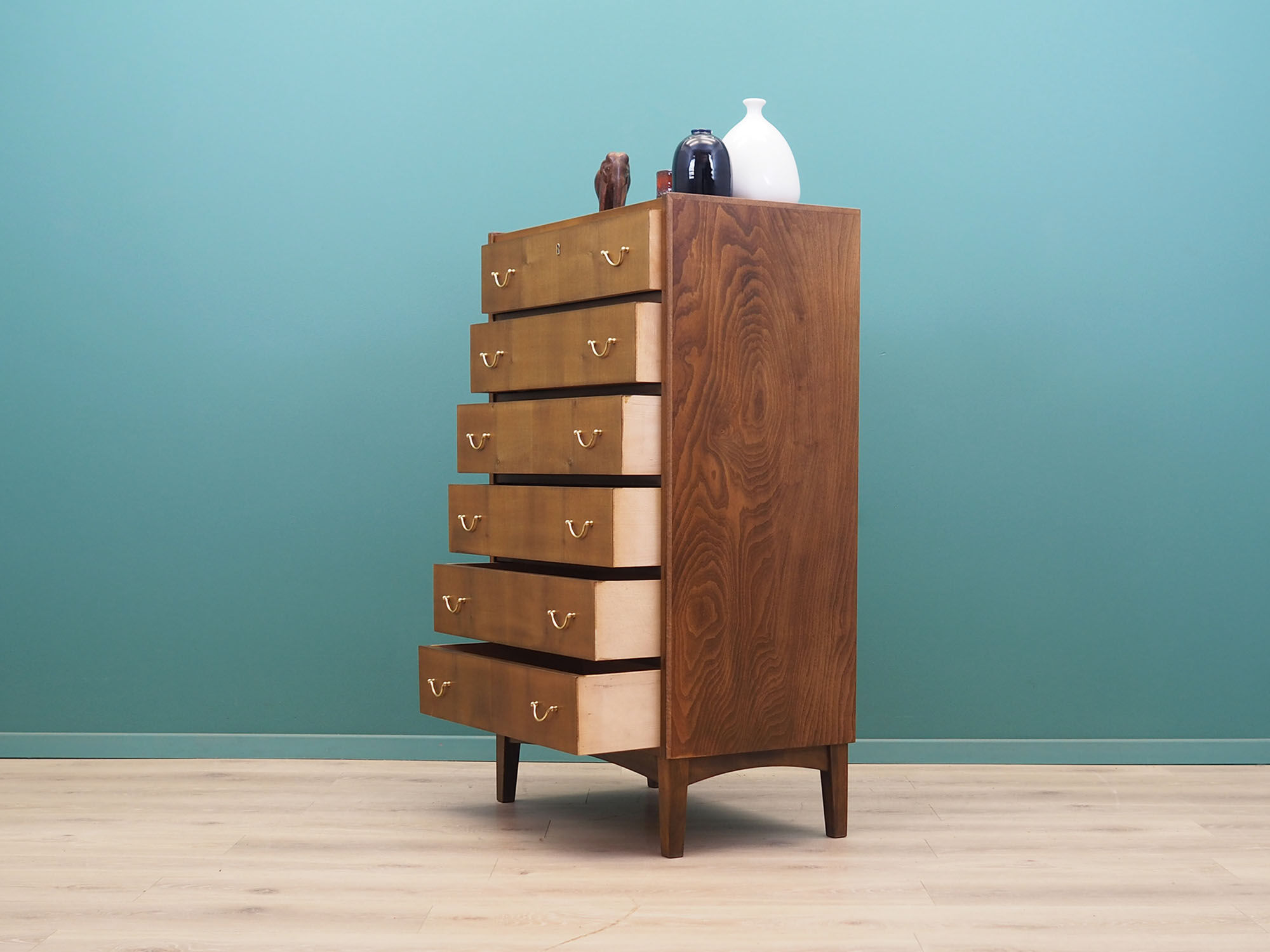Walnut chest of drawers, Danish design, 60s, made in Denmark