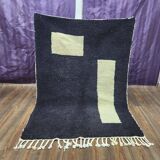 Handmade traditional Beni Ourain Berber rug 150 x 250 cm