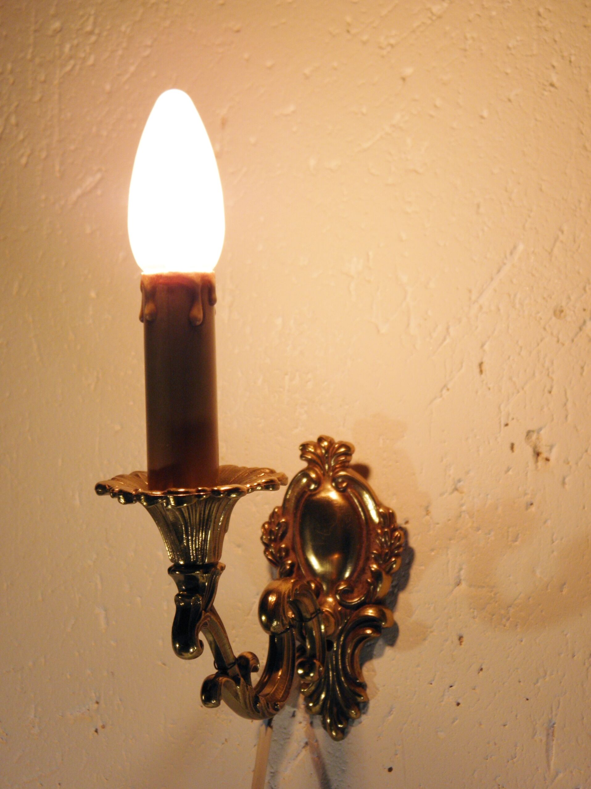 Paire d'appliques en bronze doré