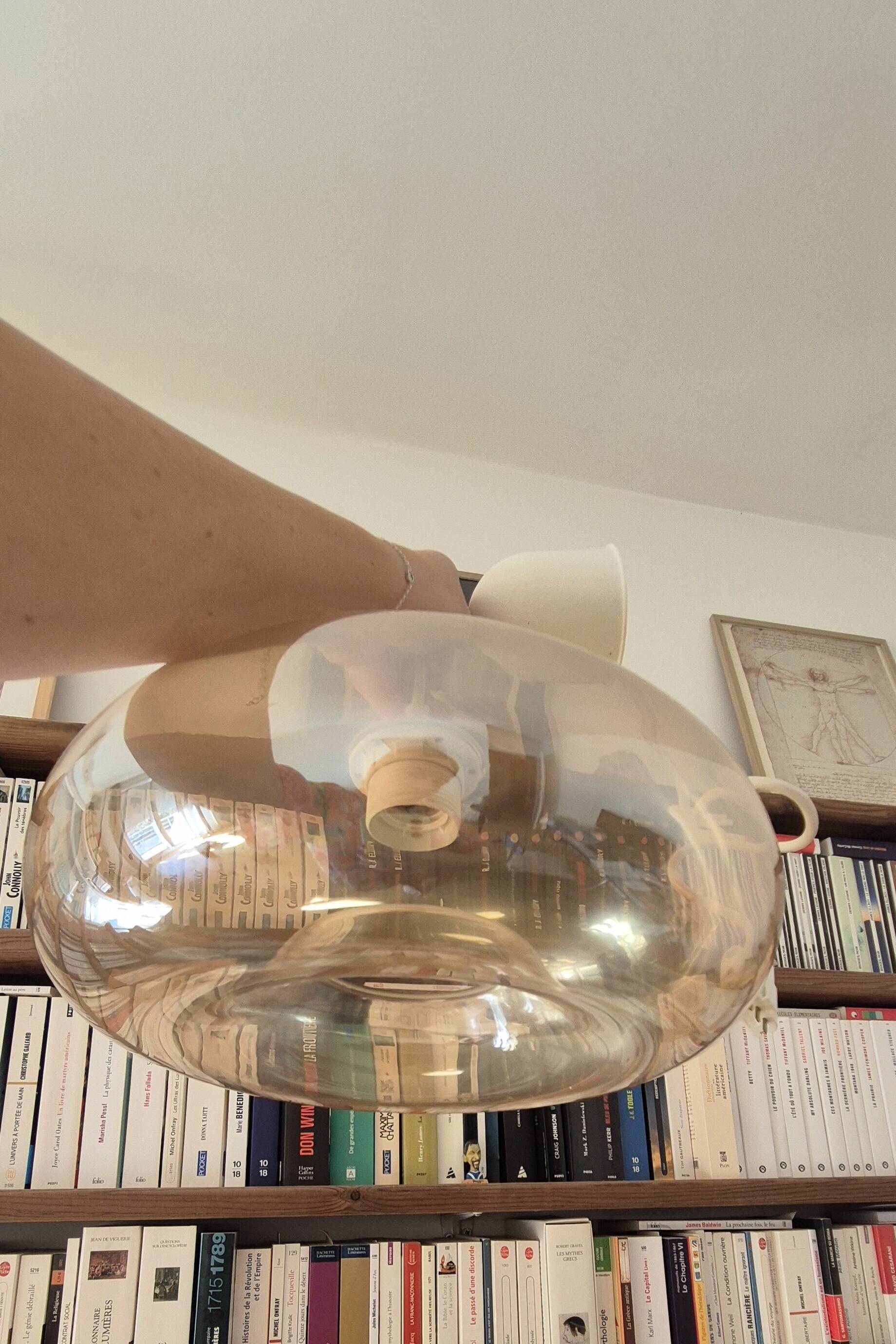 Suspension transparente beige