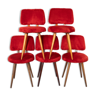 Lot de 5 chaises en bois avec moumoute Pelfran rouge