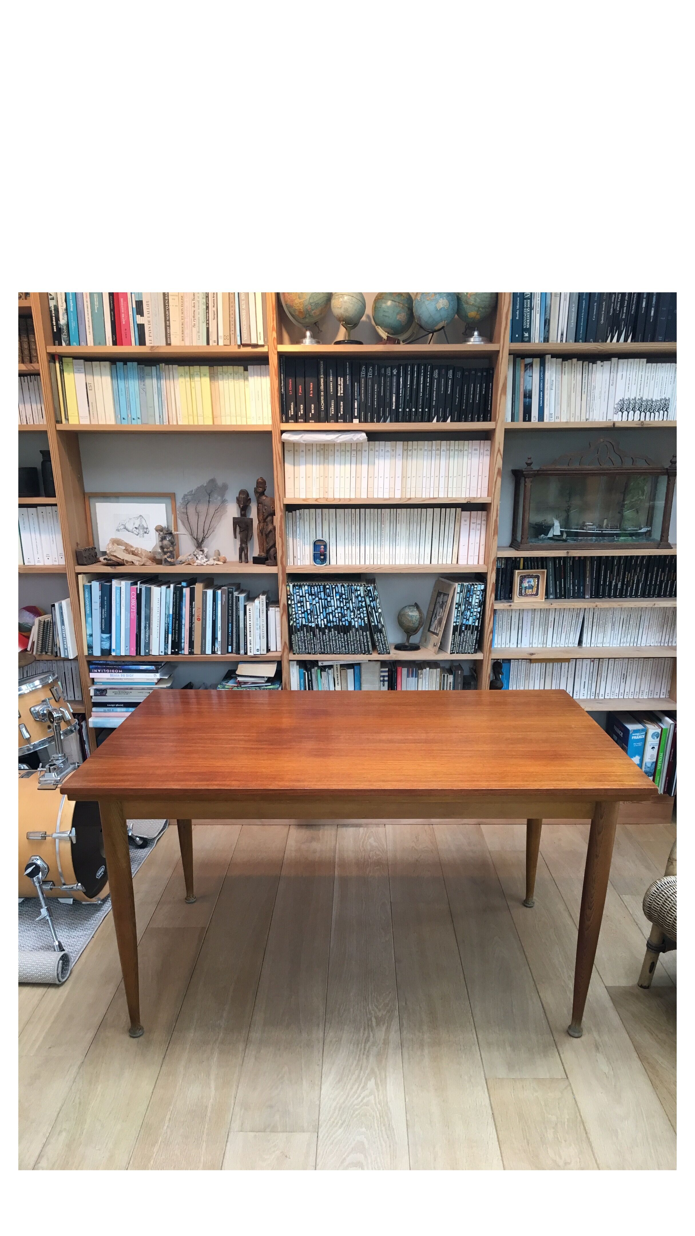 Teak dining table with compass feet, 4-6 people