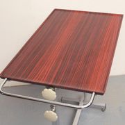 Table des années 1970 de Bremsey
