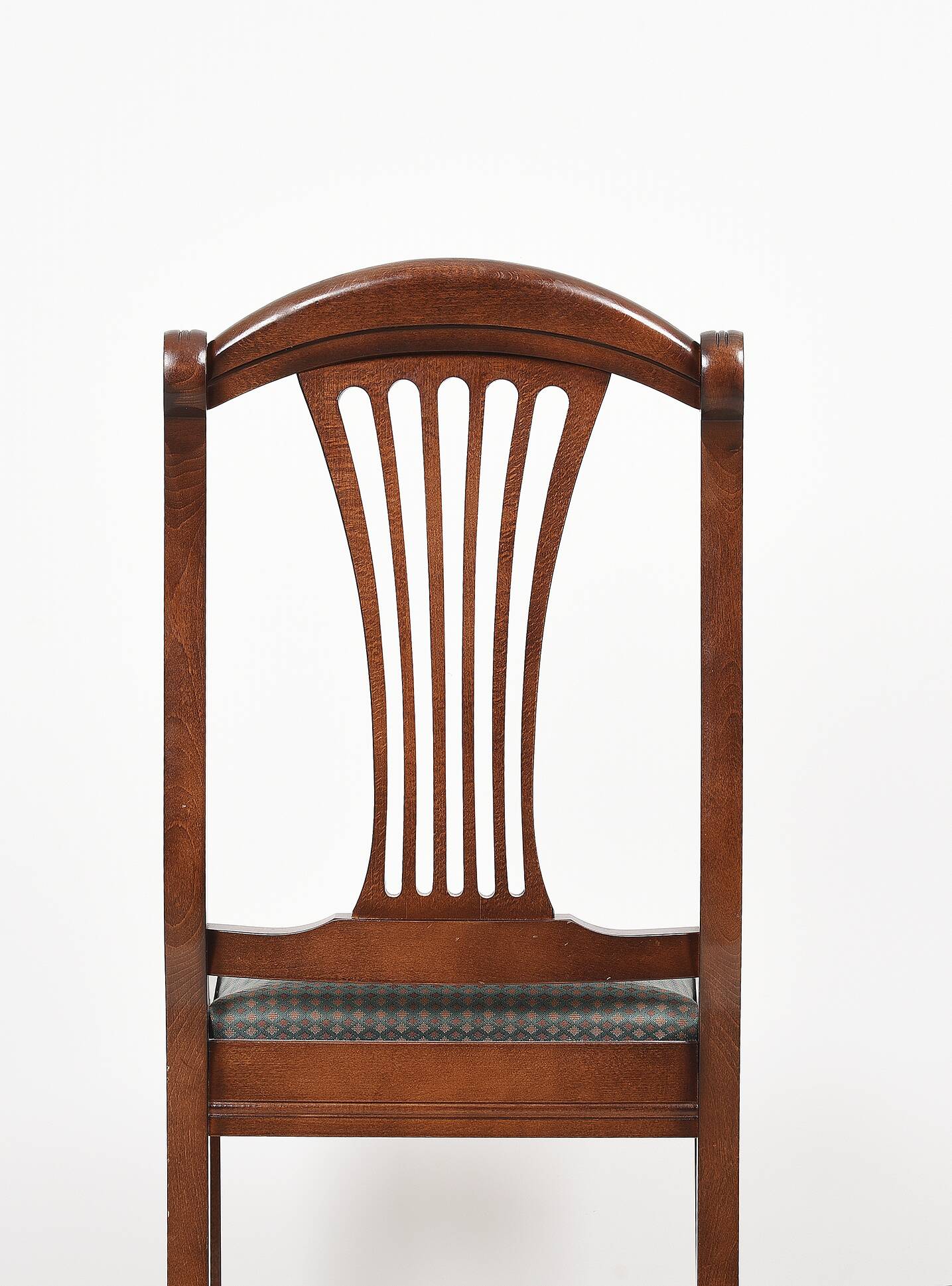 Ensemble de 4 chaises tapissées de style Art Déco pour salle à manger.