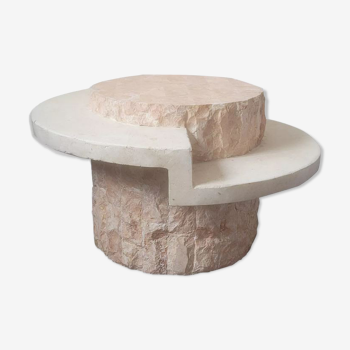 Table basse ronde brutaliste en pierre Mactan par Magnussen PONTE