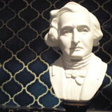 Bust limoges XlX century-signed