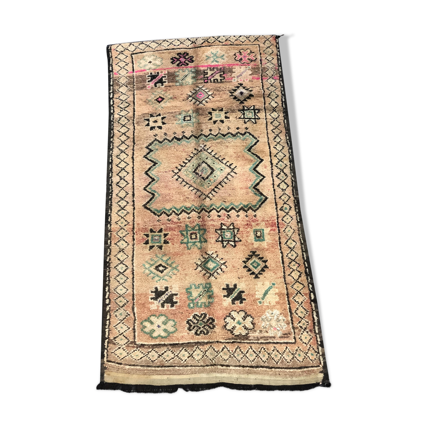 Moroccan boujad carpet