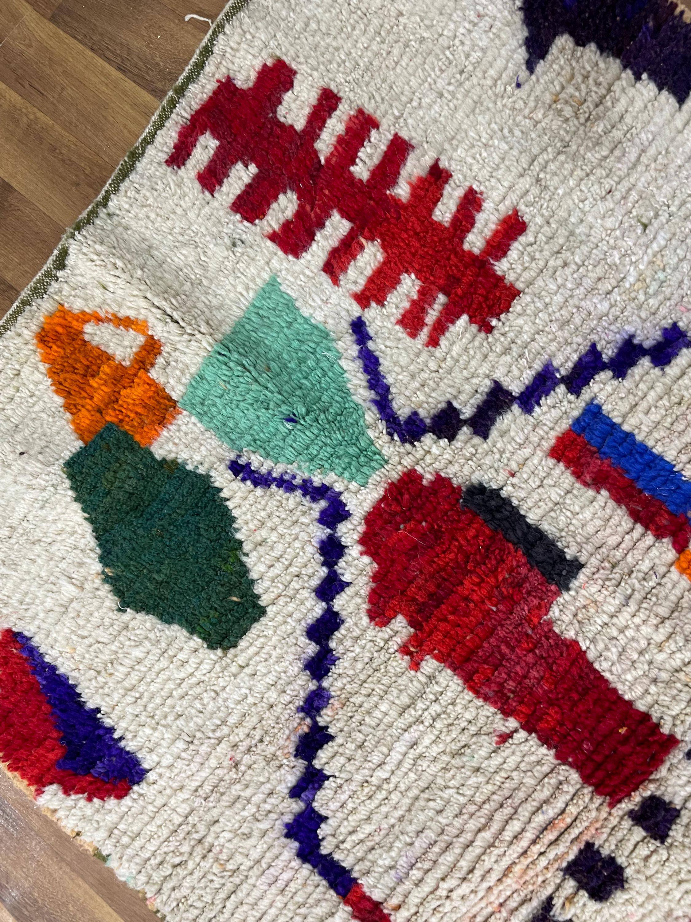 Handmade traditional carpet 250cm x 150cm Moroccan