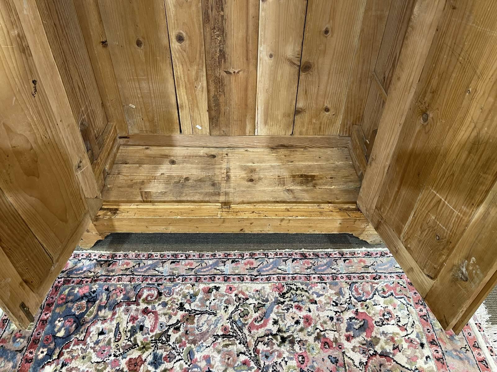 Alsatian fir wardrobe from the late 19th century - Dismantlable