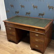 bureau de campagne antique