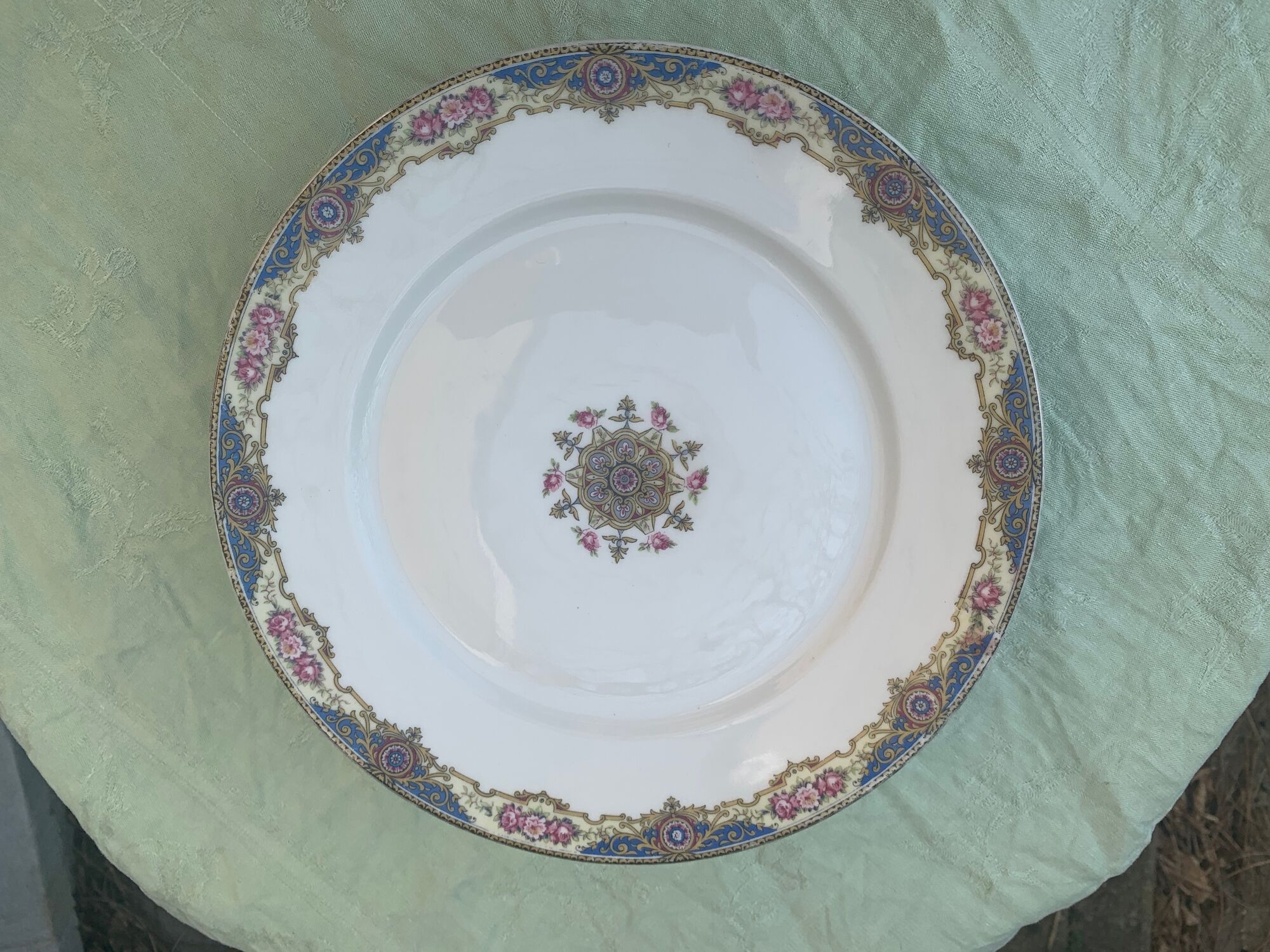 Compotier, porcelain fruit cup signed F. Legrand & cie limoges France