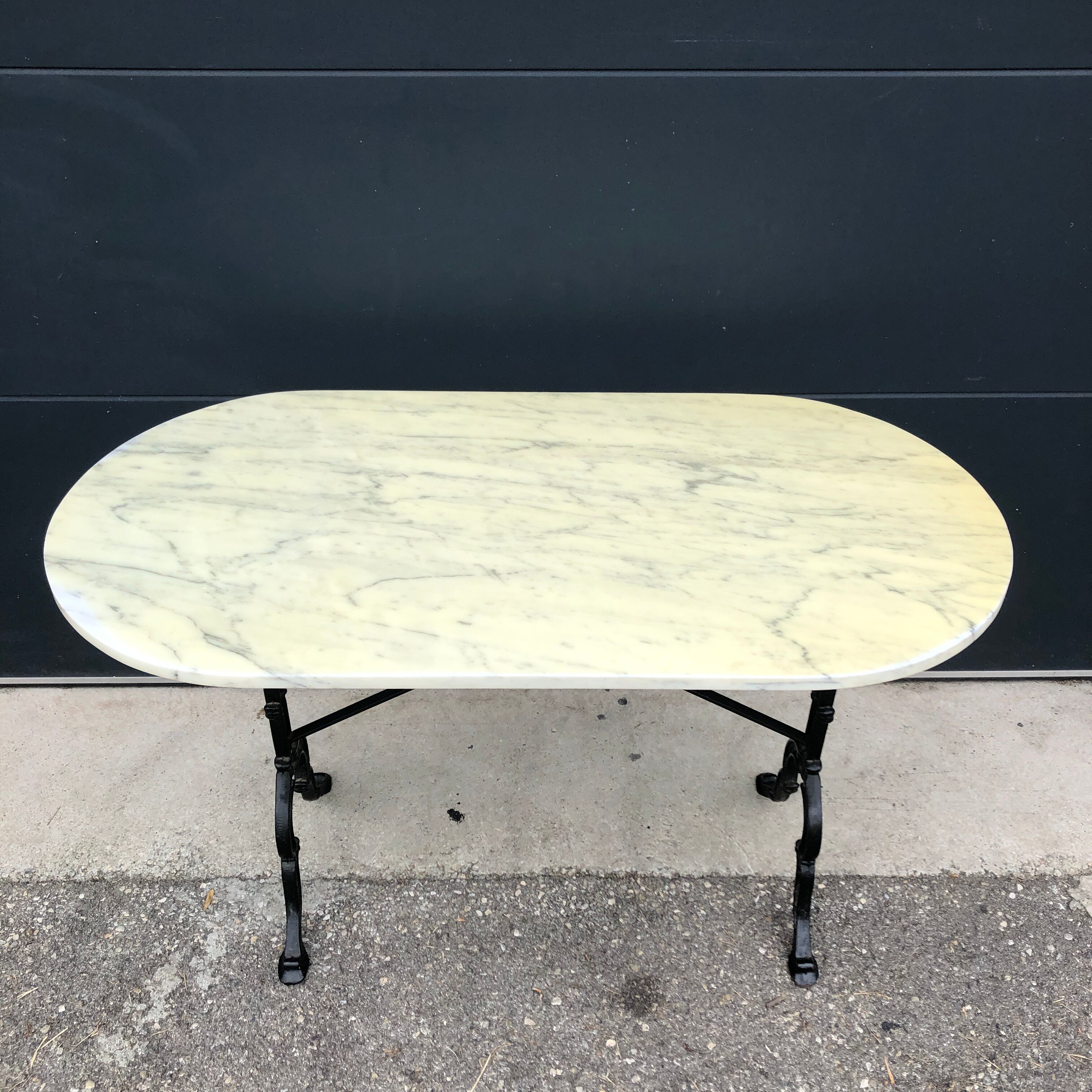 Bistro table