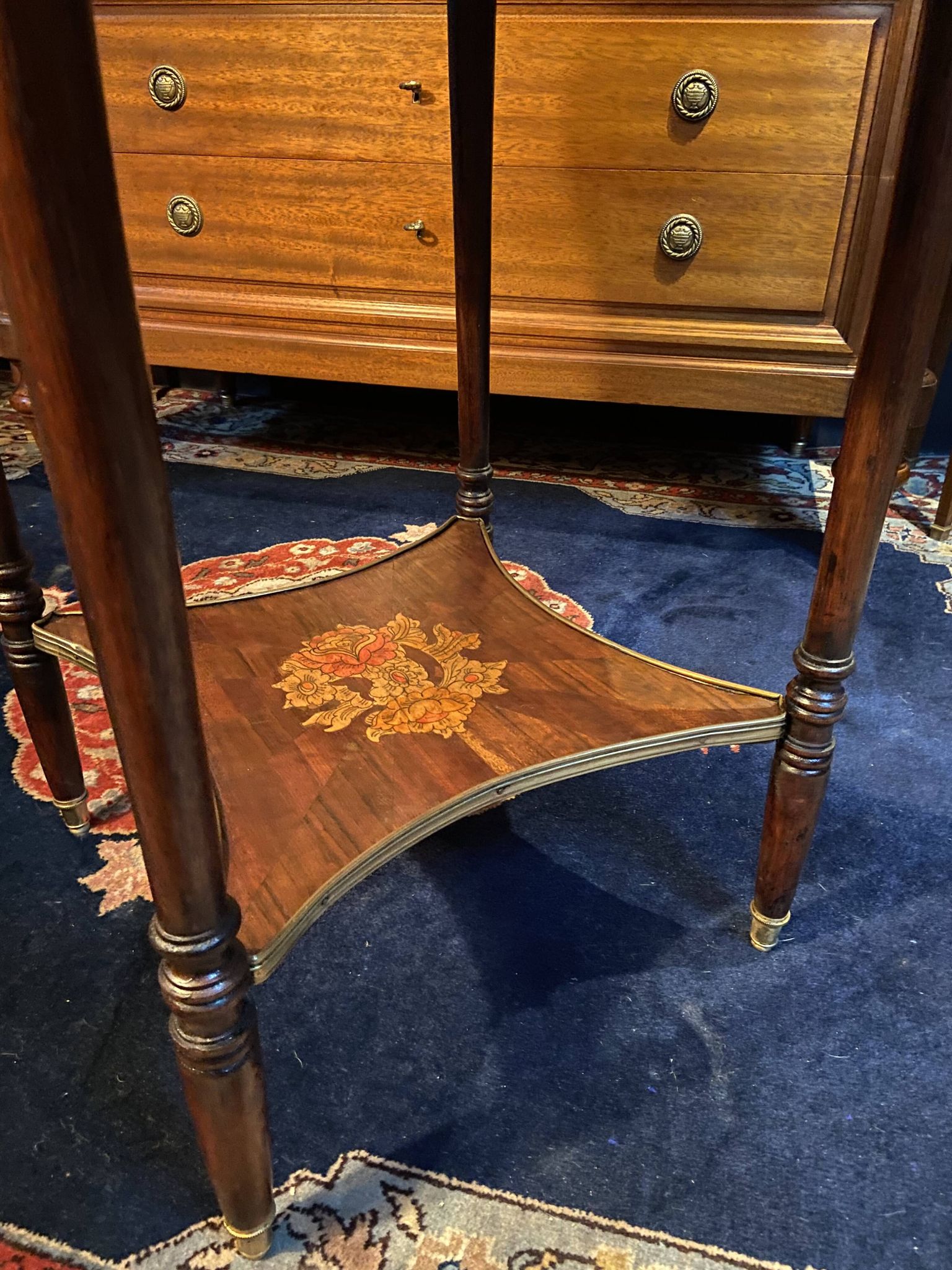Bouillotte table pedestal table with marquetry decoration and bronze ornaments in the Louis style