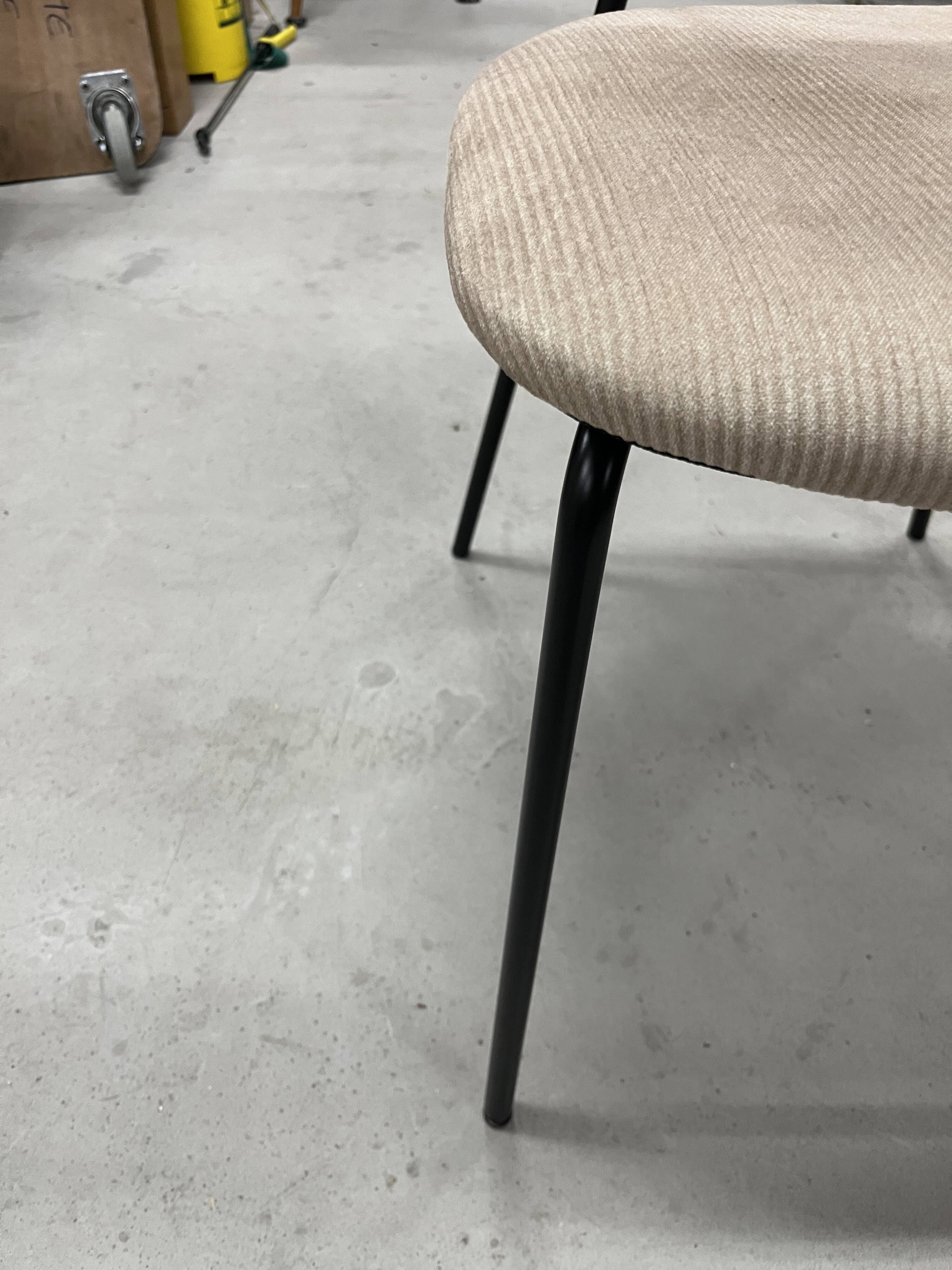 Destock chaise Eero NV Gallery