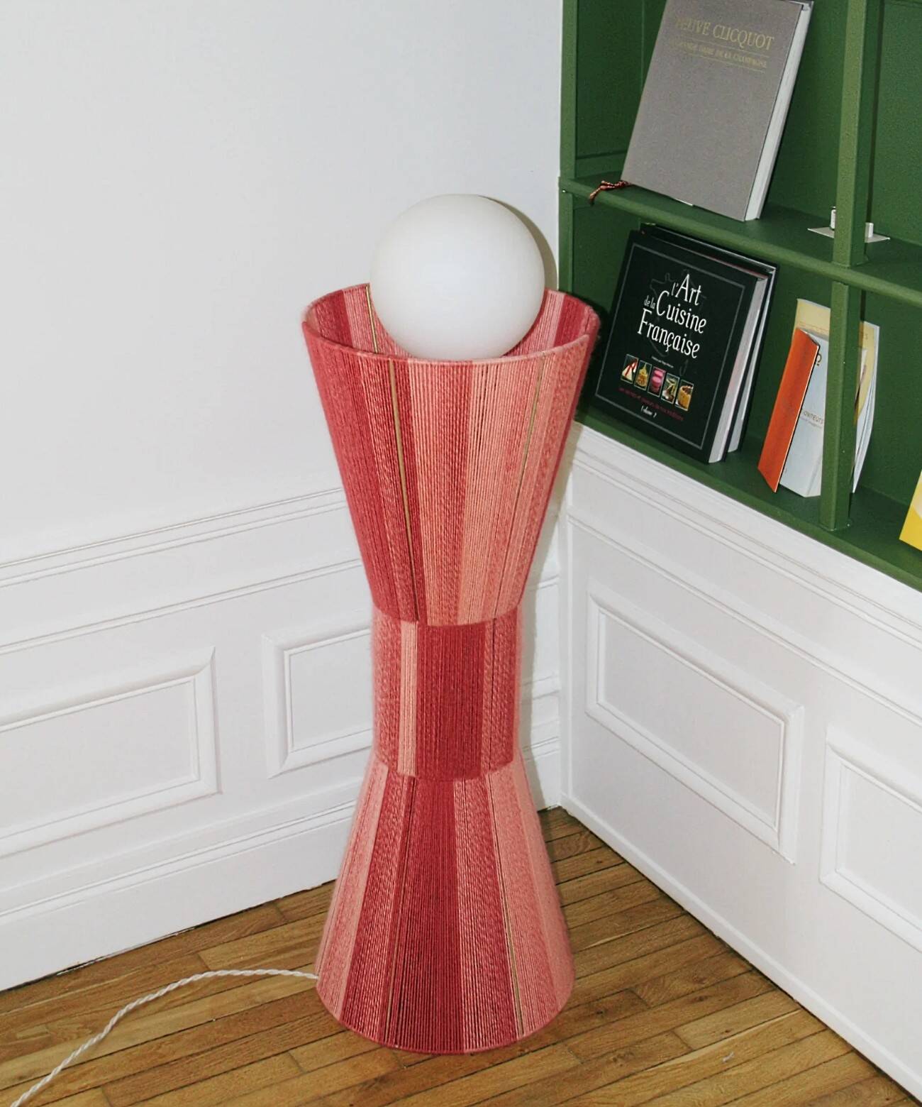 Lampadaire rose "La Créative"