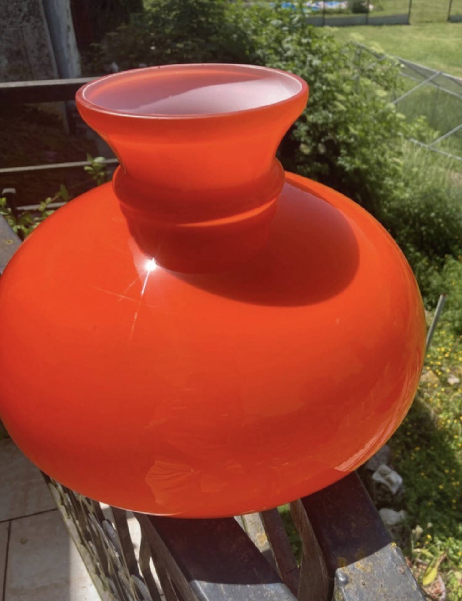 Suspension en opaline couleur orange flamboyante