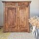 Buffet parisien bas ancien en bois patiné - intérieur fleuri