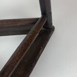 Tabouret tripode en bois ancien pour couteliers, bijoutiers et ouvriers