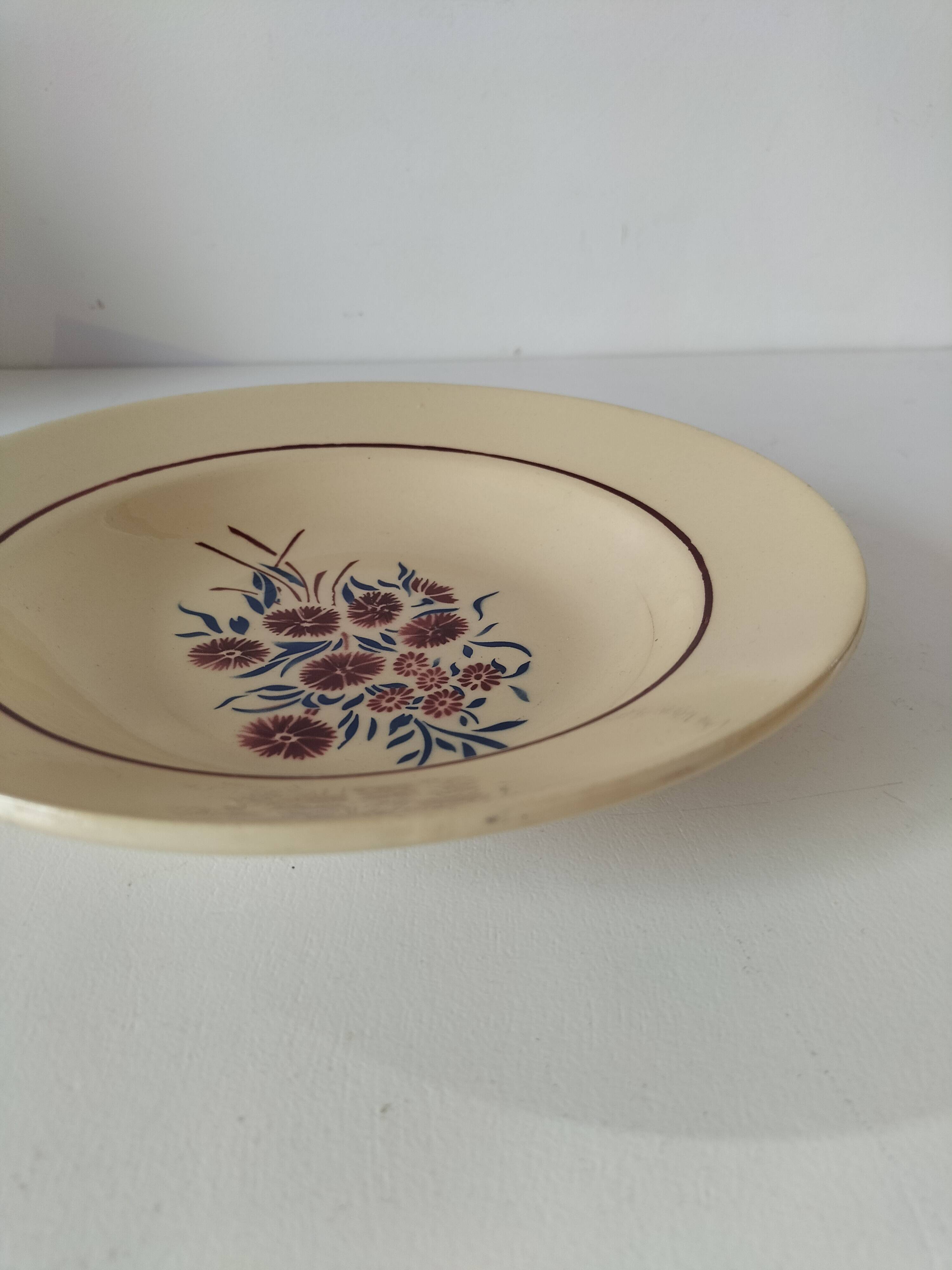 Badonviller plate, Francine model