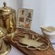Golden table mat