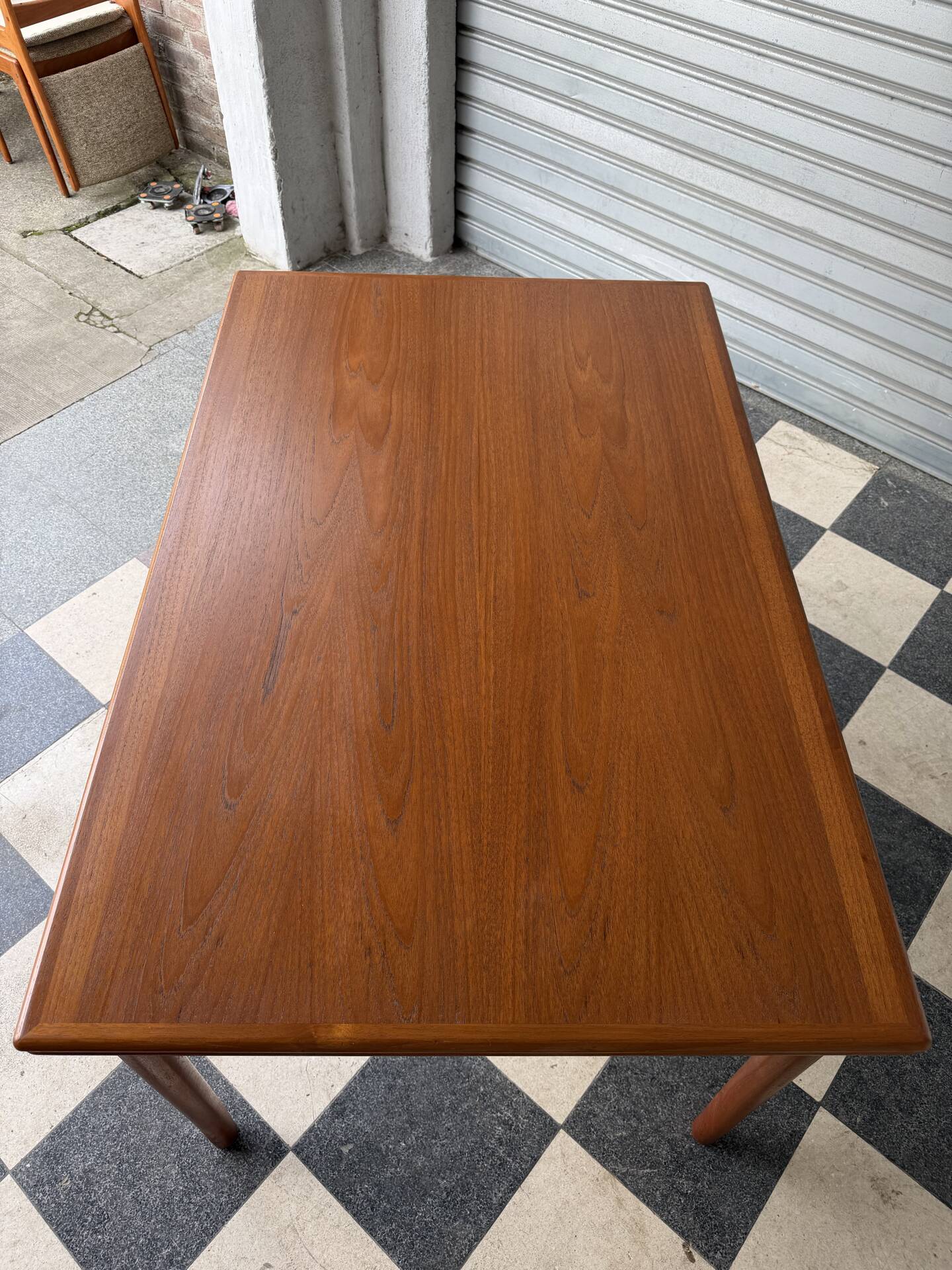 Table danoise en teck