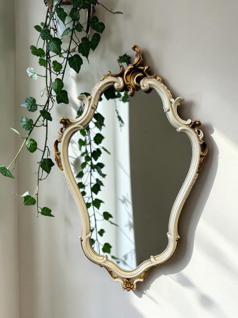 Miroir baroque vintage blanc et doré / miroir mural