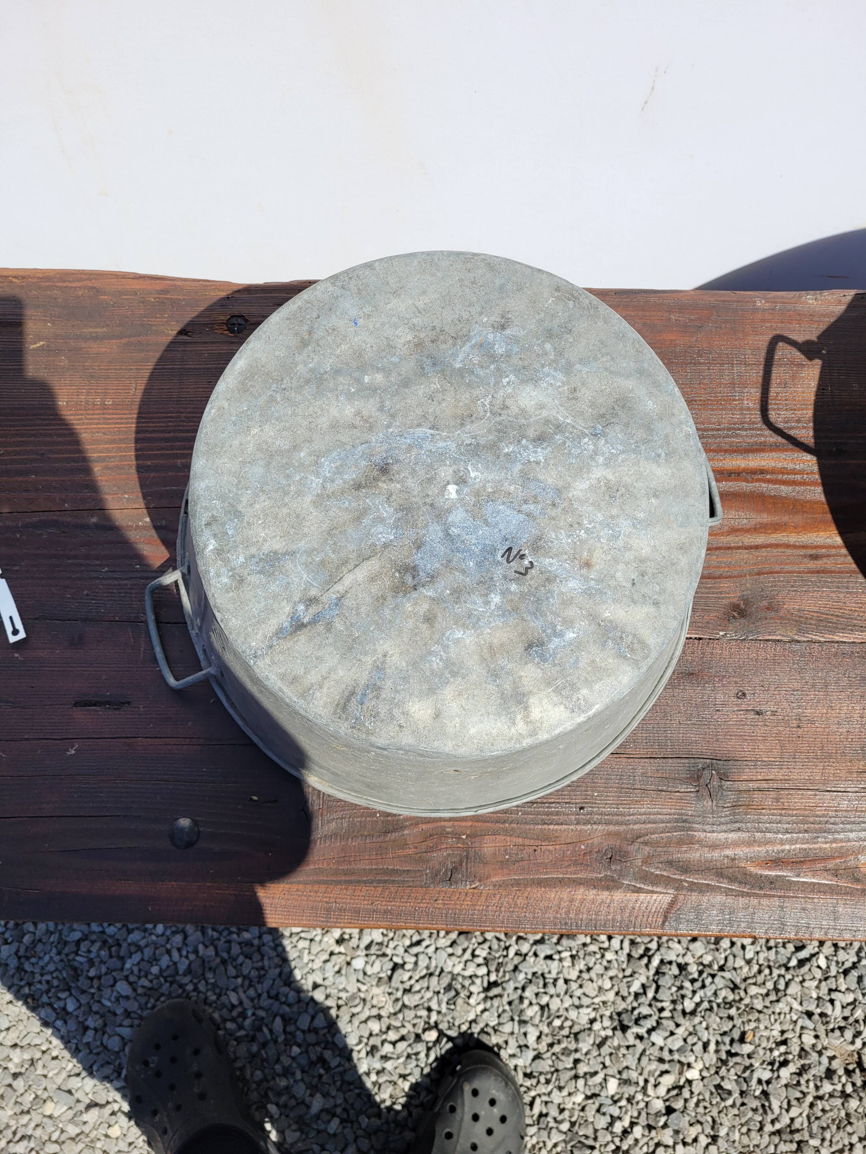 Zinc basin 43cms in diameter