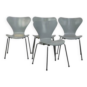 Ensemble de 4 chaises papillon grises Fritz Hansen de 1984, design danois