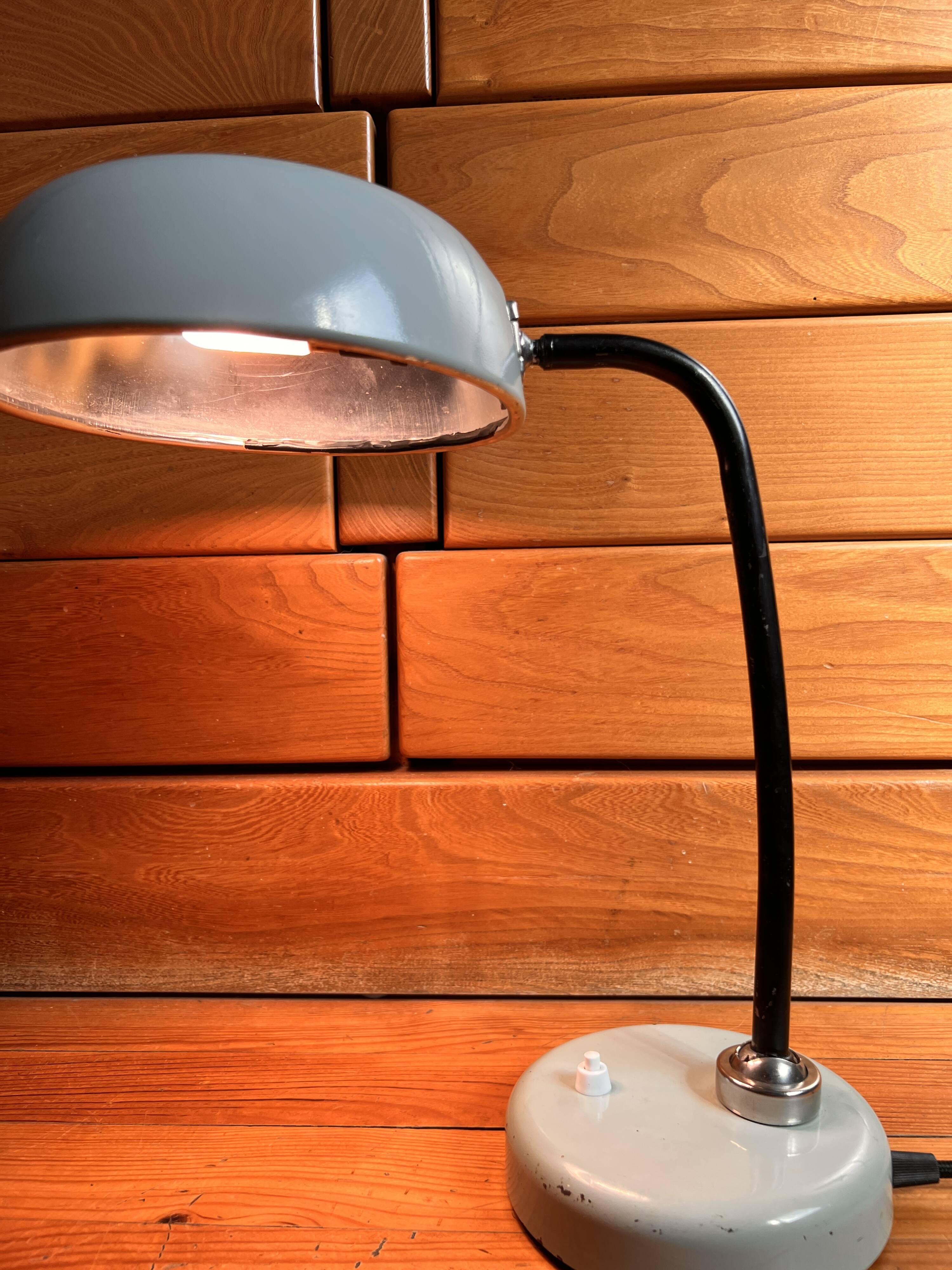 1950s desk lamp, industrial style