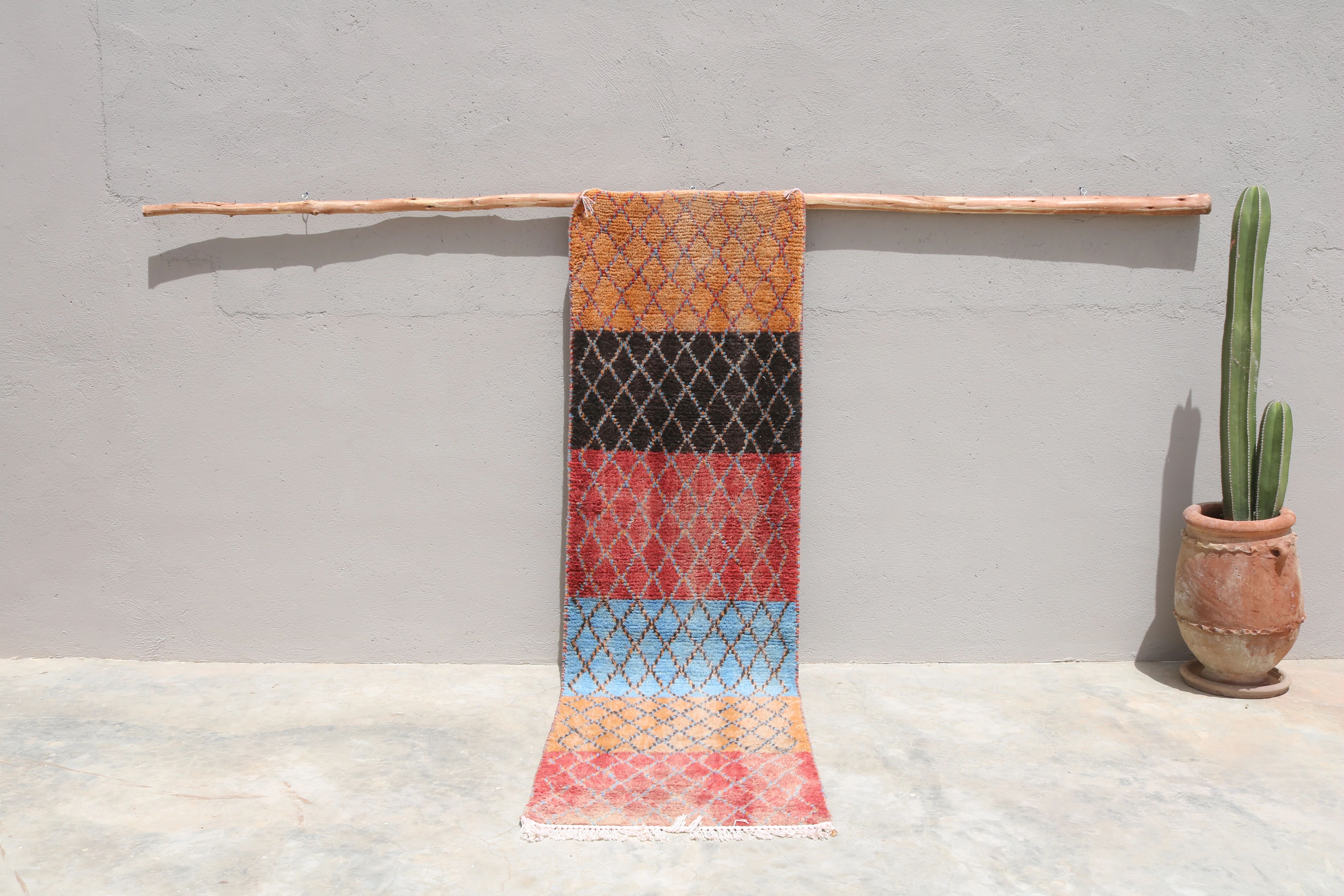 Handwoven coloured wool rug, 295 x 85 cm - R364